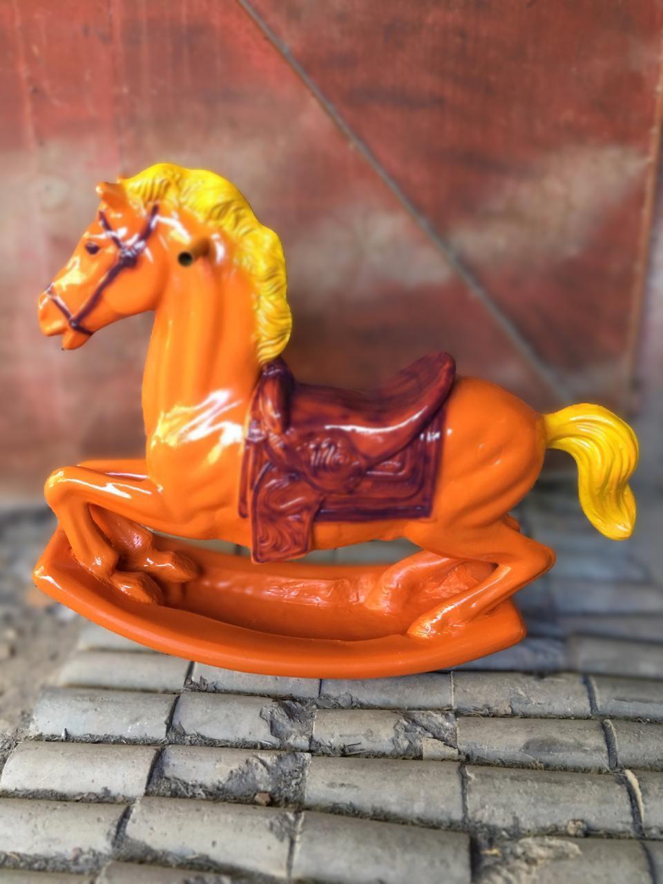 Caballo con mecedora